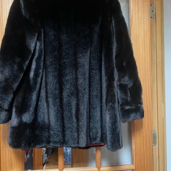Vintage faux fur jacket - Picture 8 of 11